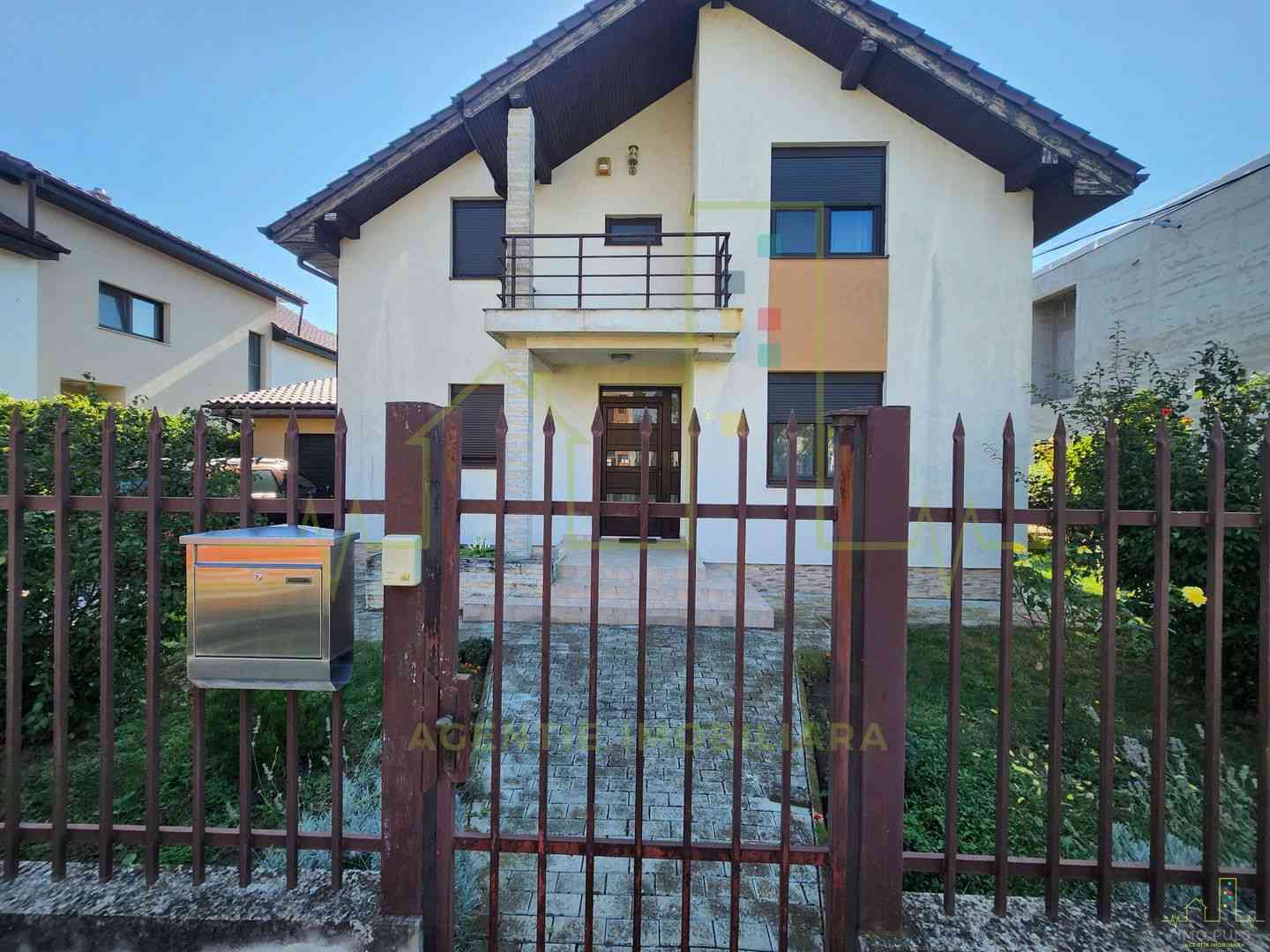 Casa individuala in Dumbravita. ...