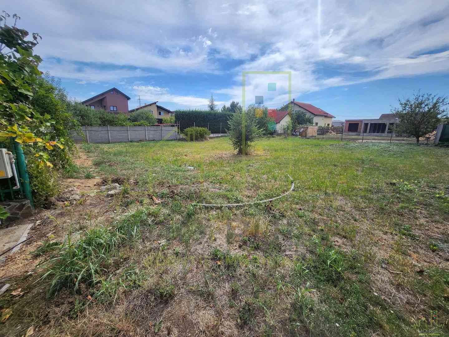 Teren in Dumbravita. 600 mp. Uti...
