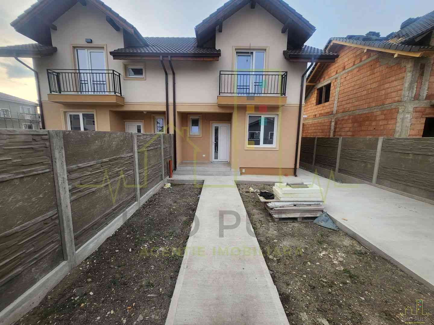 Duplex Mosnita. 4 Camere. Bucata...
