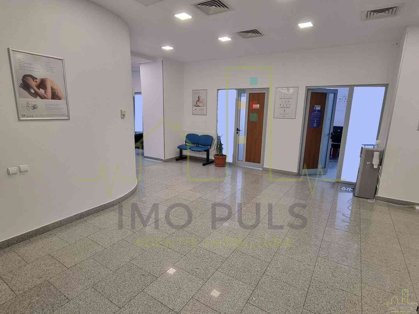 Cladire de vanzare la 4 minute d...