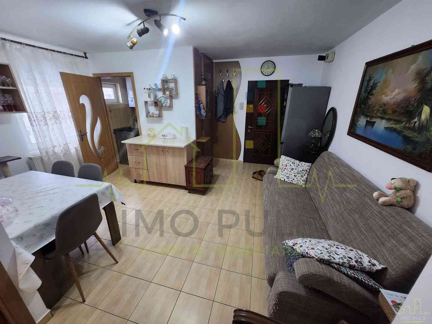 2 Camere transformat in 3 + dres...