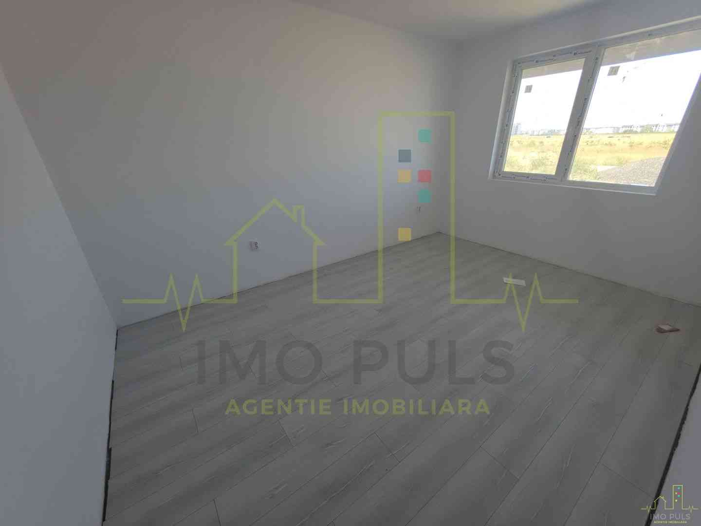 3 camere. Bloc nou. Parter